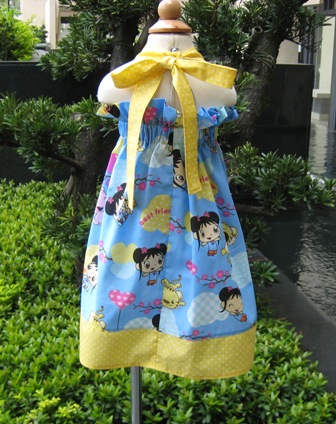 CUSTOM BOUTIQUE NI HAO KAI LAN HALTER DRESS-supplies,commercial,sewing,fabric,pattern,handmade,children custom,dress,pants,applique,vintage,tutorial knitting,neddles,owls,japanese,kawaii,fabric,cotton fabric,cotton,ribbon,bows,hair clips,hair accessories,toddles,baby shower,girl,summer,tunic,wallet,purse,buttons,thread,international shipping,free shipping,flat rate